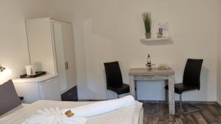 Pension Likedeeler - 5