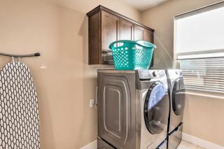 Modern Flagstaff Retreat with Fire Pit and EV Charger! - Flagstaff - 5