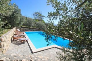 Holiday house with a swimming pool Draga Bascanska, Krk - 19204 - 4