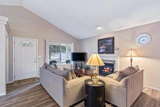 Pine Ave Delight - 9