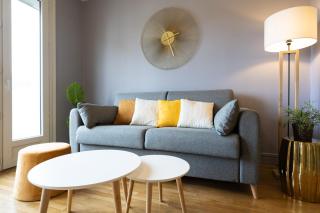 Tours Centre - Proche Gare - Parking Vélo - Balcon - Arrivée autonome - 5