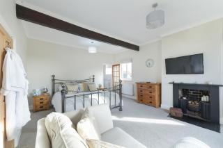 Borrowfield Lodge - 1