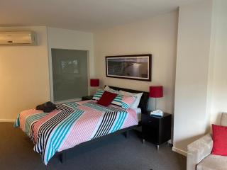 Waterfront@Waves - Cowes - 6