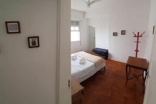 Apartamento amplo e charmoso, frente ao mar. - 1