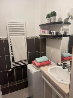 Superbe appartement spacieux avec parking et jardin privé - 1