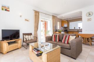 CoolHouses Algarve Luz, 2 Bed semi detached villa, Jardim das Palmeiras condominium, Villa A - Mato Porcas - 8
