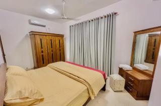 LAR LUXURY APARTMENTS - 3