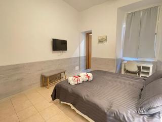 Roman Holidays Rooms Otranto - Roma - 3