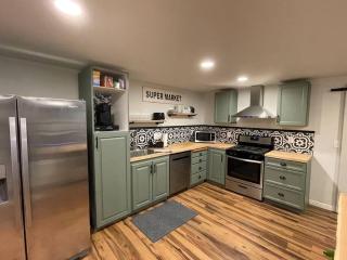 Utah Valley Retreat - Luxurious Self check-in Apt, UVU BYU, EV Charge - Orem - 3