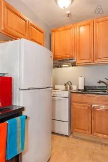 Downtown Studio Apt, Short Walk To Hospitals - Boston - 9