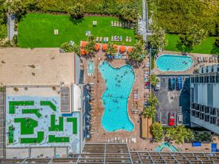 Oceanfront Suite Grande Cayman 124 - Myrtle Beach - 4