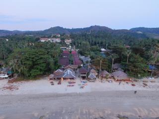 Lanta Fa Rung Beach Resort - 1