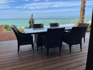 4 Zwaan - Jeffreys Bay - 0