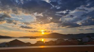 Luxury New 3BD Apartment with Rooftop Sea View & Pool - Trogir - 0