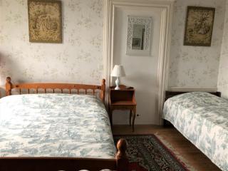 16th Century Manoir du Belvedere - central, unique, historical, with all modern amenities - Auray - 3