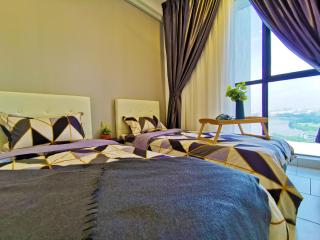 3 Astetica Residences The Mines 4BR WiFi Netflix Lake View - Seri Kembangan - 5