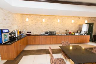 Best Western Oakbrook Inn - Oakbrook Terrace - 7