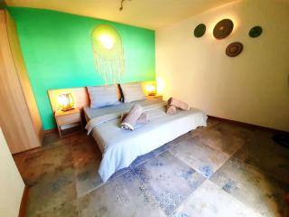 Penthouse with rooftopbar, Fiber WiFi, next to the beach! - 5