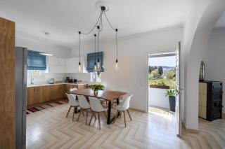 Parikia's Bright Comfort Villa - Parikia - 5