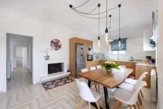 Parikia's Bright Comfort Villa - 4
