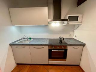 SOTTORIVA 12 City Center Large apartment - Verona - 8