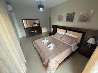 Cozy And Spacious Apartment With Sea View - Saranda - 3