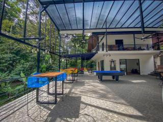 The Scarlet Villas - 5