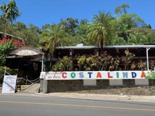 Costa Linda Art Hostel - 0