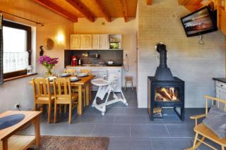 Comfortable holiday homes with a fireplace - 4