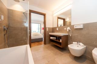Hotel Lambrechtshof - Eppan an der Weinstraße - 7