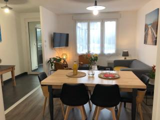 Holiday home with a terrace area near the sea - Sibiril - 6