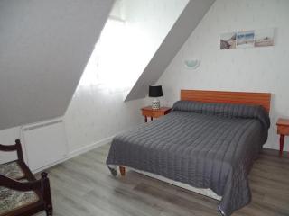 Holiday Home in Plouhinec with Sea Views - 3