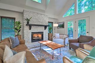 2 Mi to Sapphire Resort Home with Hot Tub and Games! - 7