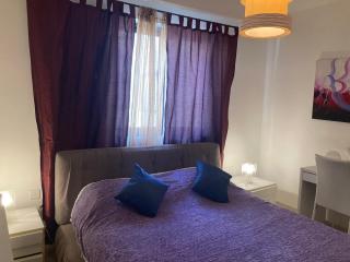 4BR 4BATH XL Bugibba Home, Sea View balcony & BBQ - 4