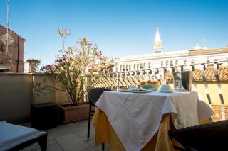 Hotel Antigo Trovatore - Venice - 9