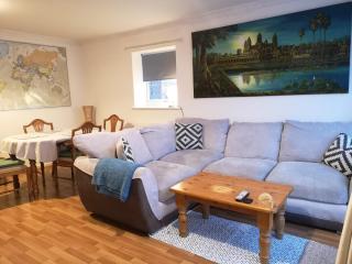 BrumStay UK - 5 Bed TownHouse with Garden and Parking for upto 3 small cars - Birmingham - 8