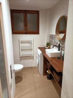 Appartement T1 bis 35m2 ANNECY proche centre ville REFAIT EN DECEMBRE 2021 - Annecy - 1