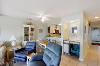 Bogue Shore Club 208 - Pine Knoll Shores - 5