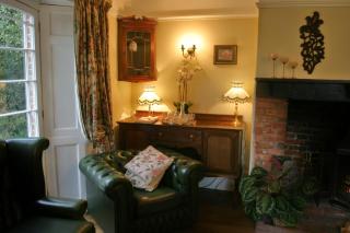Bridge Farmhouse - Eight ensuite bedrooms - Salisbury - 2