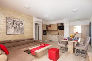Mintos Luxury Resort - 1