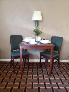 Affordable Suites Burlington - Burlington - 3