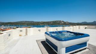 AHR Baja Hotel & Spa Cannigione - Cannigione - 7