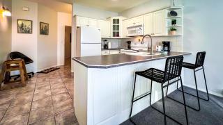 Mountain View Suites by StayIn - 4