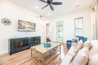 Charming Cottage With Private Hot Tub Near Disney With Margaritaville Resort & Island H2O Access - 3025Sp - Orlando - 8