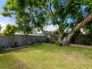 Jacaranda Cottage 5A Nelson Street - Nelson Bay - 1