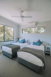 Lusso - Boutique Accommodation - Whitfield - 1