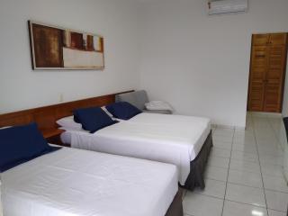 Riviera- Hotel Suite Família - Riviera de São Lourenço - 2