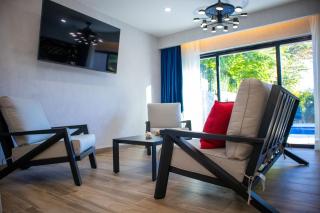 Villa en Pedernales Residencial SFA - 1