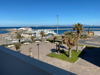 Attici con Terrazzo vista Mare - Calasetta - 2