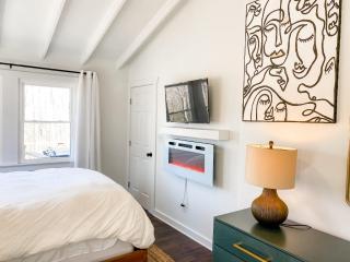 Mountain Retreat Nesteled in the Virginia Foothills - Charlottesville - 2